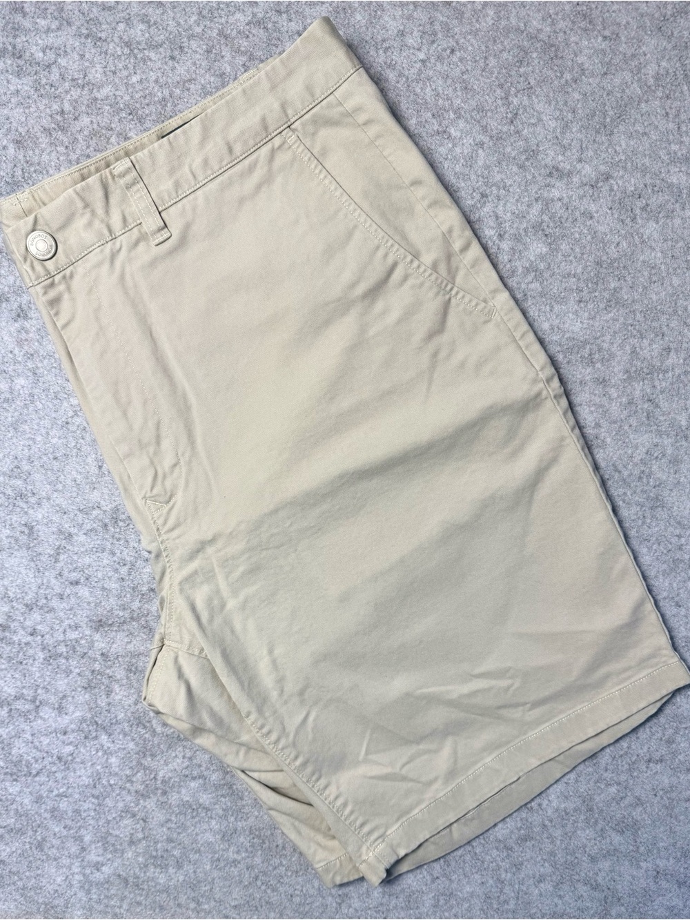 Bonobos Light Khaki / Stone Flat-Front Men's Shorts — Size 38